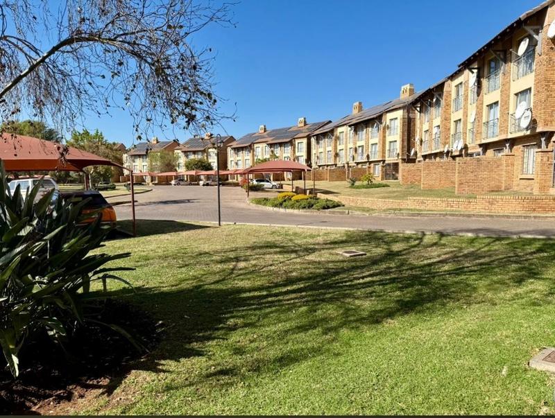 2 Bedroom Property for Sale in Karenpark Gauteng