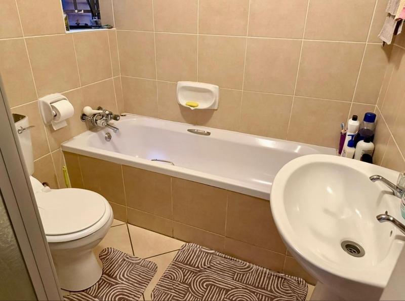 2 Bedroom Property for Sale in Karenpark Gauteng