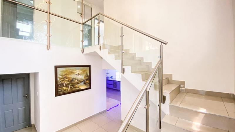 4 Bedroom Property for Sale in Ninapark Gauteng