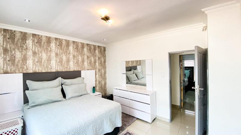 4 Bedroom Property for Sale in Ninapark Gauteng