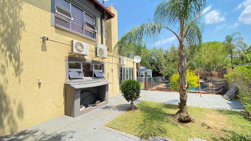 4 Bedroom Property for Sale in Ninapark Gauteng