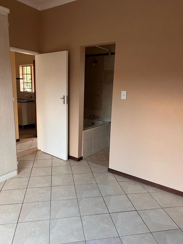 1 Bedroom Property for Sale in The Orchards Gauteng