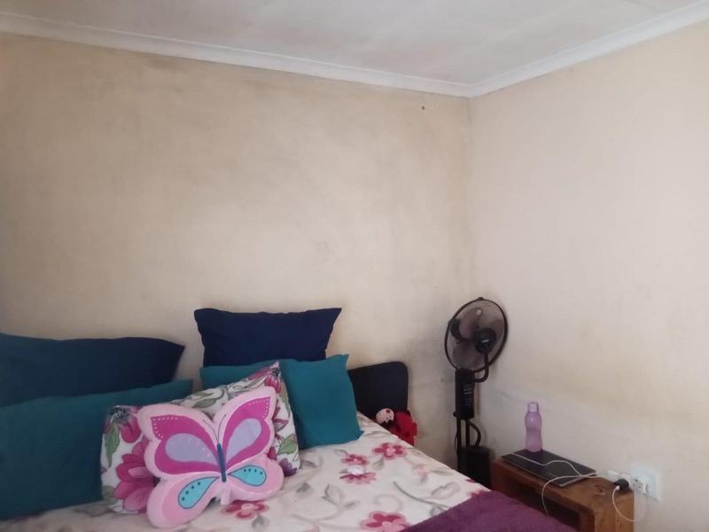 2 Bedroom Property for Sale in Soshanguve VV Gauteng