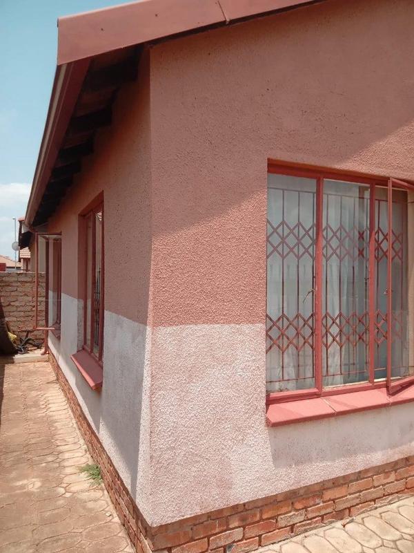 2 Bedroom Property for Sale in Soshanguve VV Gauteng