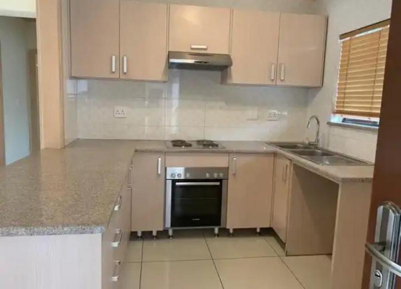 To Let 2 Bedroom Property for Rent in Noordwyk Gauteng