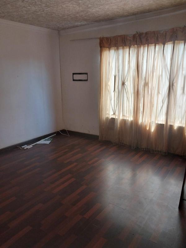 To Let 4 Bedroom Property for Rent in Dawn Park Gauteng