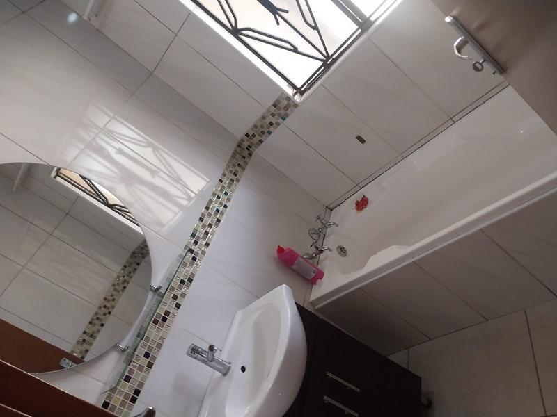 To Let 4 Bedroom Property for Rent in Dawn Park Gauteng