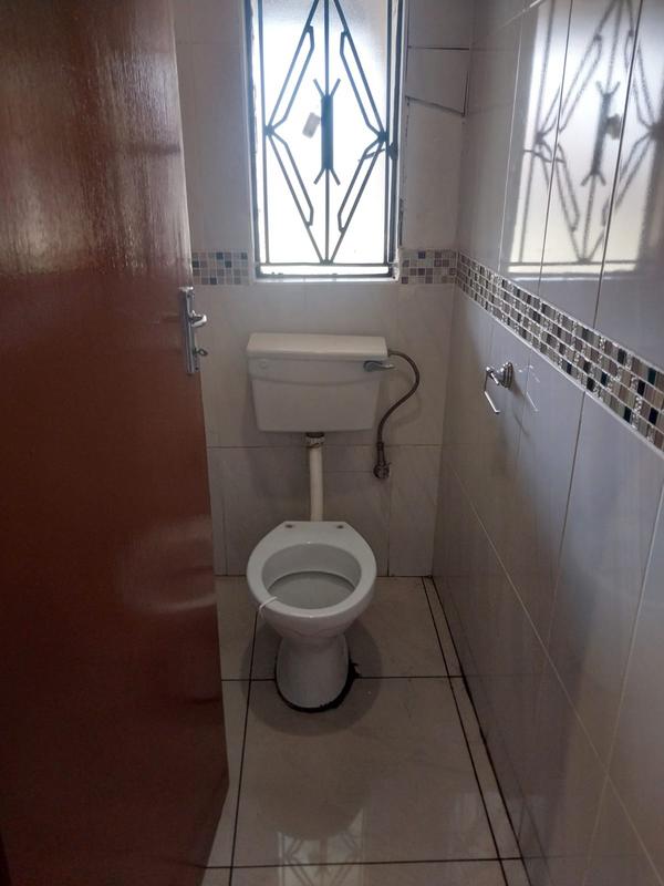 To Let 4 Bedroom Property for Rent in Dawn Park Gauteng