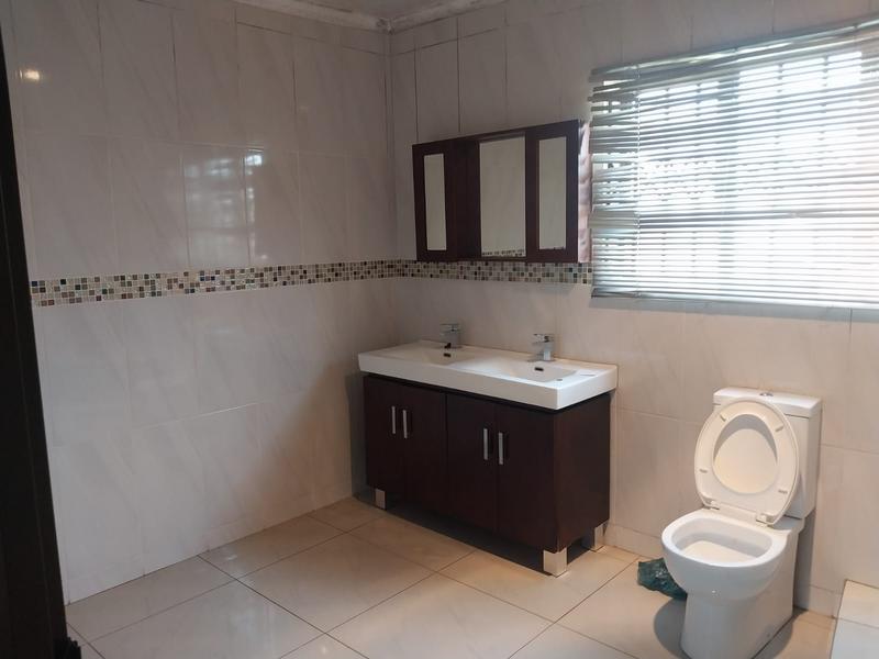 To Let 4 Bedroom Property for Rent in Dawn Park Gauteng