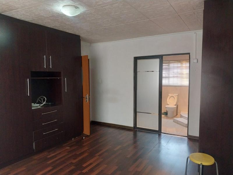 To Let 4 Bedroom Property for Rent in Dawn Park Gauteng