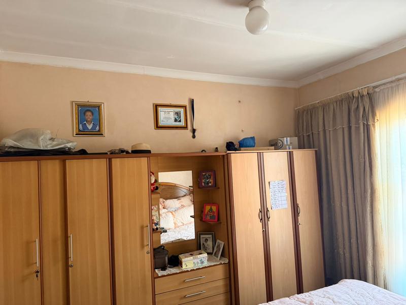 2 Bedroom Property for Sale in Likole Gauteng