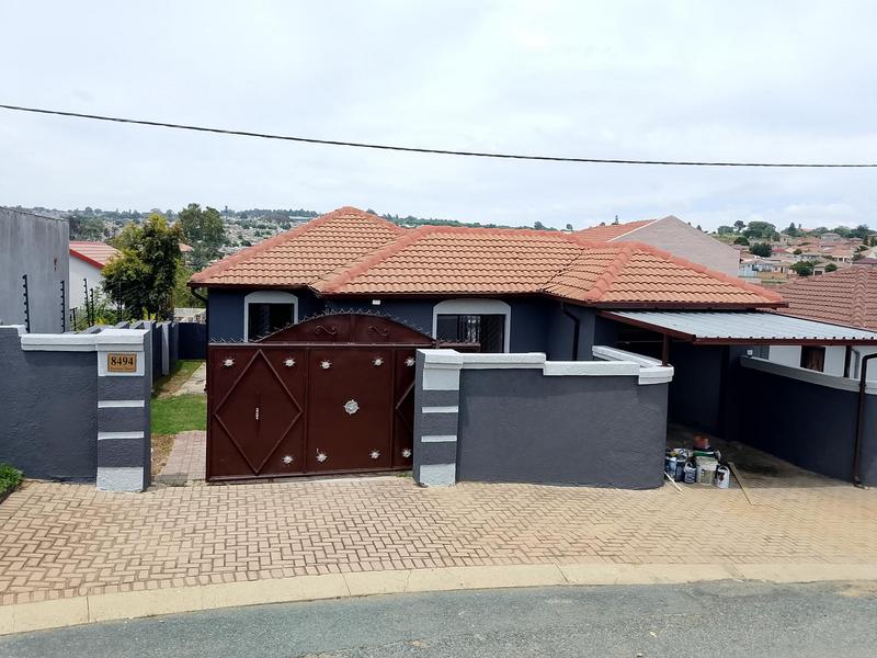 2 Bedroom Property for Sale in Cosmo City Gauteng