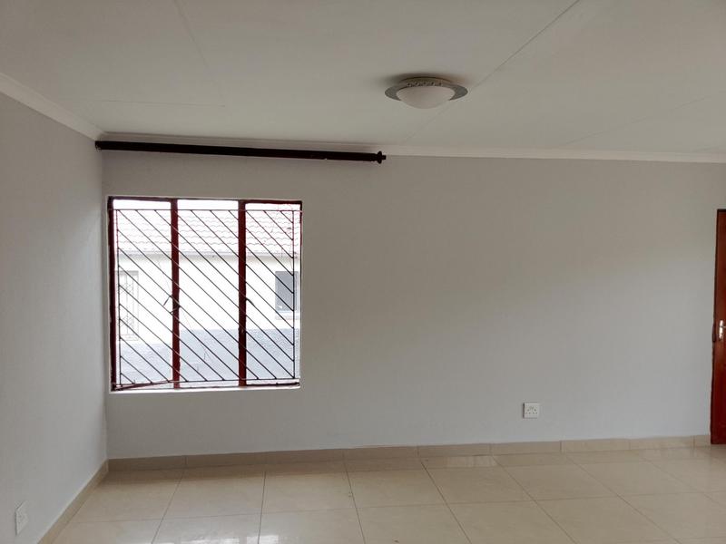 2 Bedroom Property for Sale in Cosmo City Gauteng