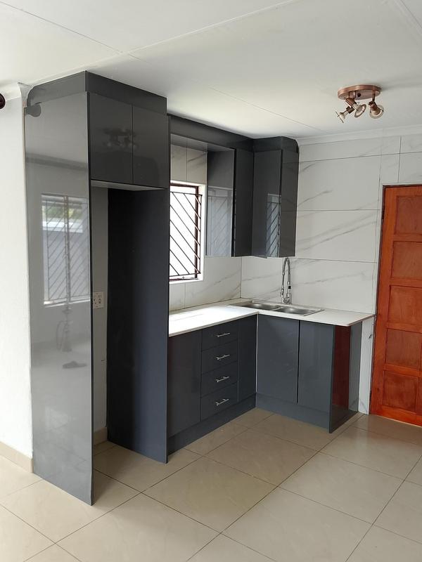 2 Bedroom Property for Sale in Cosmo City Gauteng