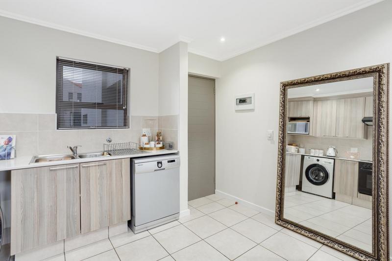 To Let 2 Bedroom Property for Rent in Craigavon Gauteng