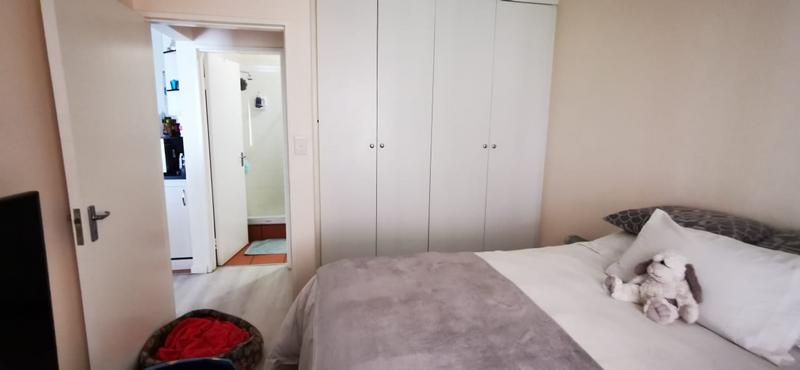 1 Bedroom Property for Sale in Sunninghill Gauteng