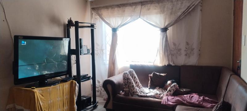 To Let 2 Bedroom Property for Rent in Palm Ridge Gauteng