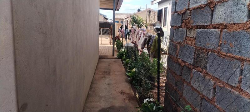 To Let 2 Bedroom Property for Rent in Palm Ridge Gauteng