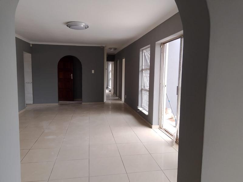 To Let 3 Bedroom Property for Rent in Mayberry Park Gauteng