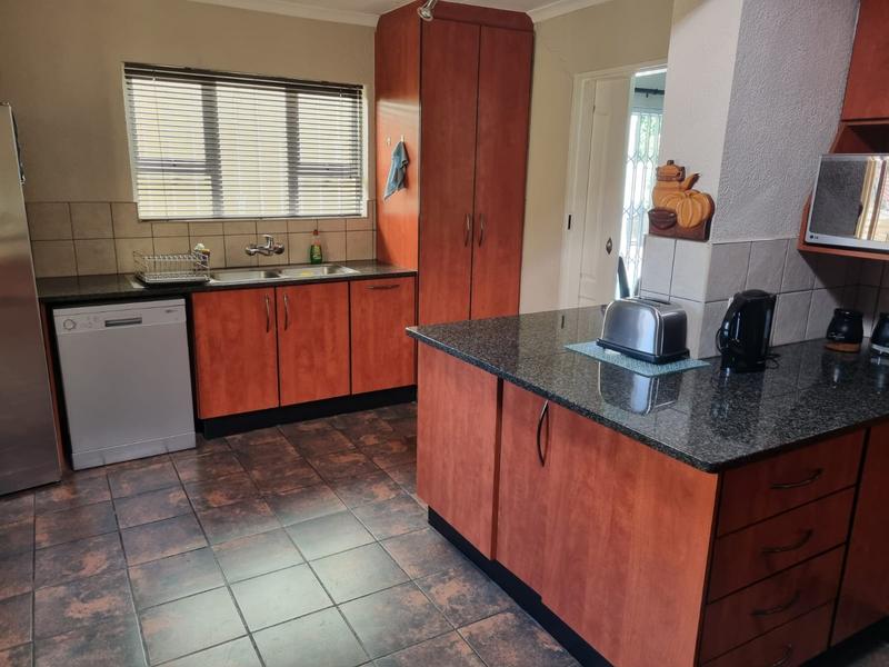 8 Bedroom Property for Sale in Van Riebeeck Park Gauteng