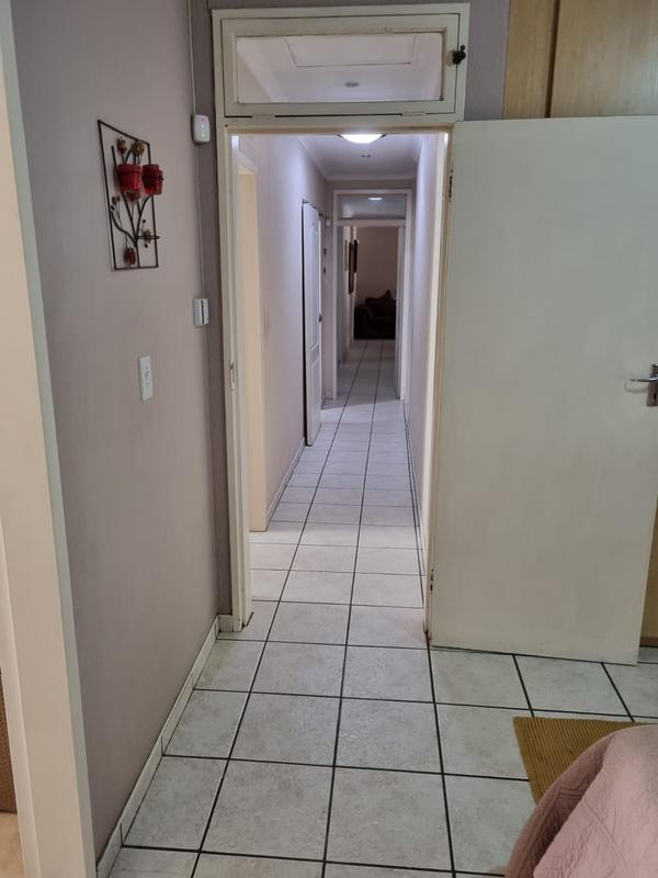 8 Bedroom Property for Sale in Van Riebeeck Park Gauteng