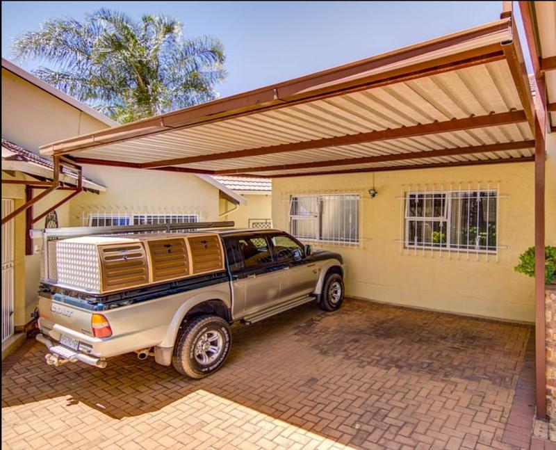 8 Bedroom Property for Sale in Van Riebeeck Park Gauteng