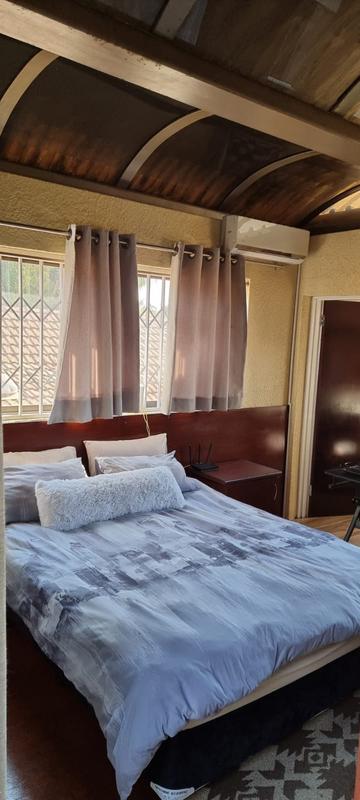 8 Bedroom Property for Sale in Van Riebeeck Park Gauteng