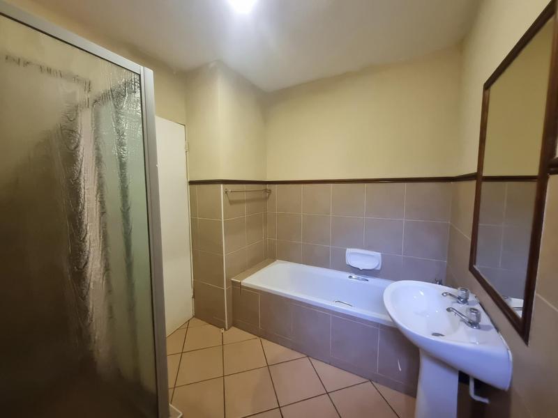 To Let 2 Bedroom Property for Rent in Mooikloof Ridge Gauteng