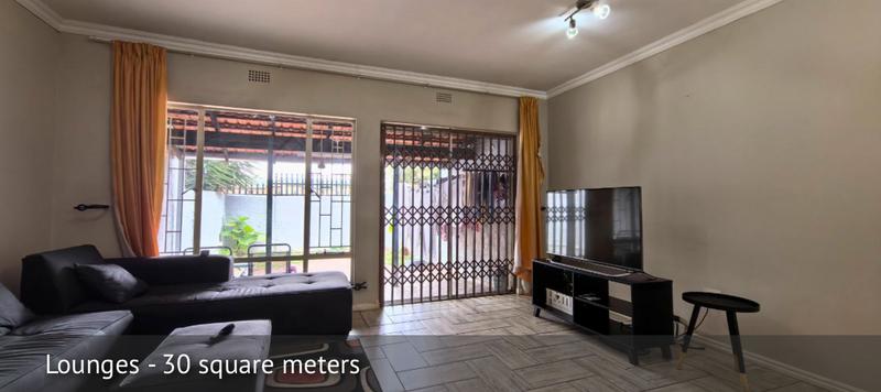 2 Bedroom Property for Sale in Glen Marais Gauteng