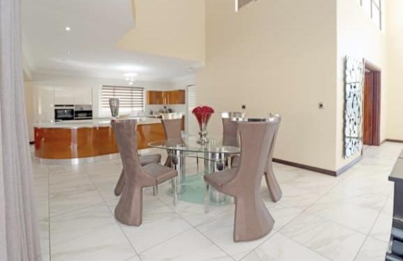 5 Bedroom Property for Sale in Blue Valley Golf Estate Gauteng