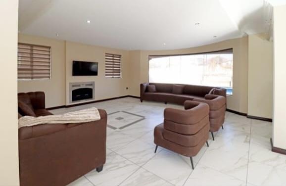 5 Bedroom Property for Sale in Blue Valley Golf Estate Gauteng