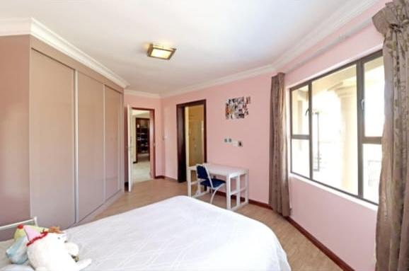 5 Bedroom Property for Sale in Blue Valley Golf Estate Gauteng