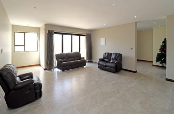 5 Bedroom Property for Sale in Blue Valley Golf Estate Gauteng