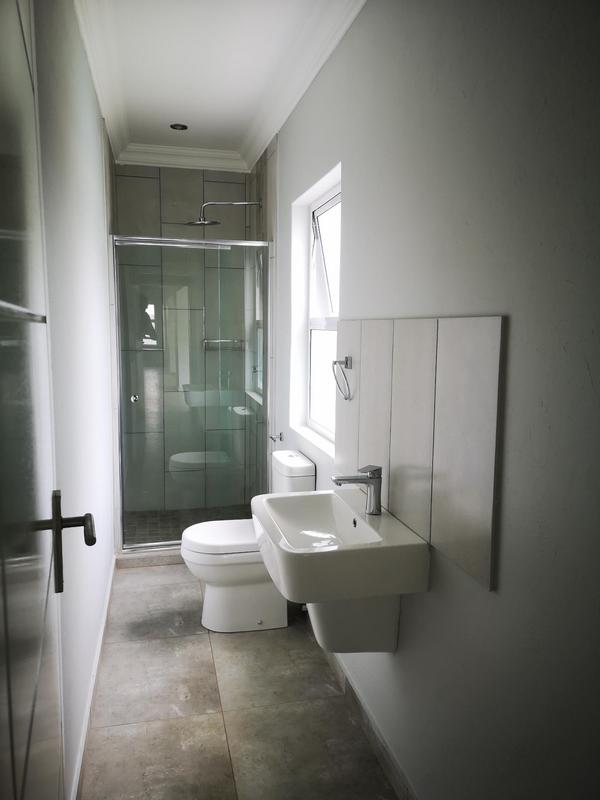 To Let 4 Bedroom Property for Rent in Waterkloof Ridge Gauteng