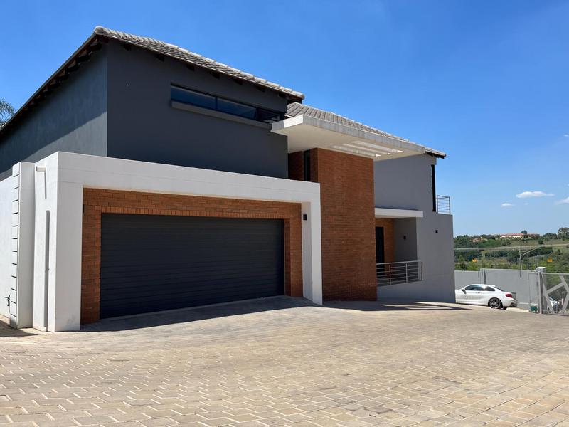 To Let 5 Bedroom Property for Rent in Waterkloof Ridge Gauteng