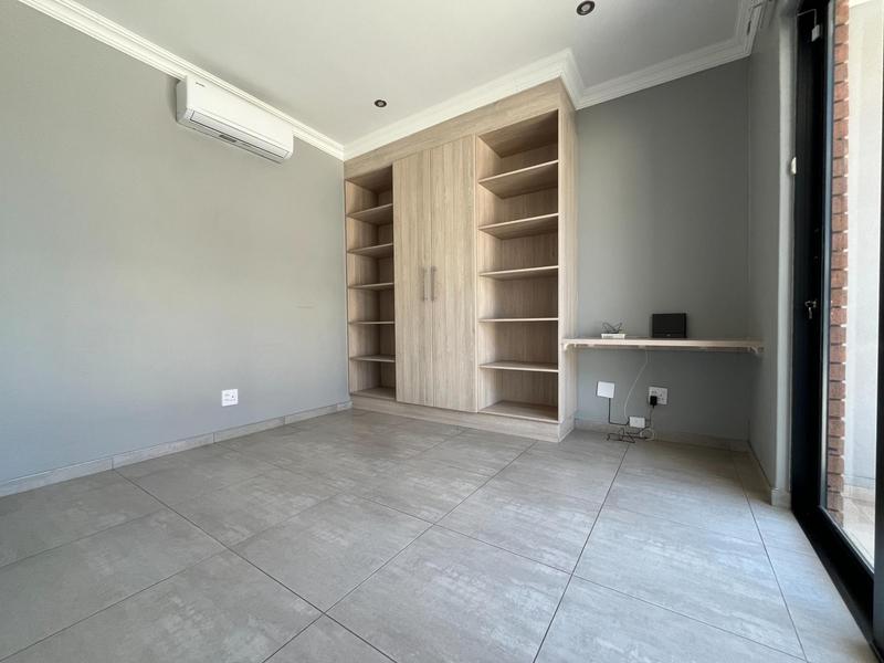 To Let 5 Bedroom Property for Rent in Waterkloof Ridge Gauteng