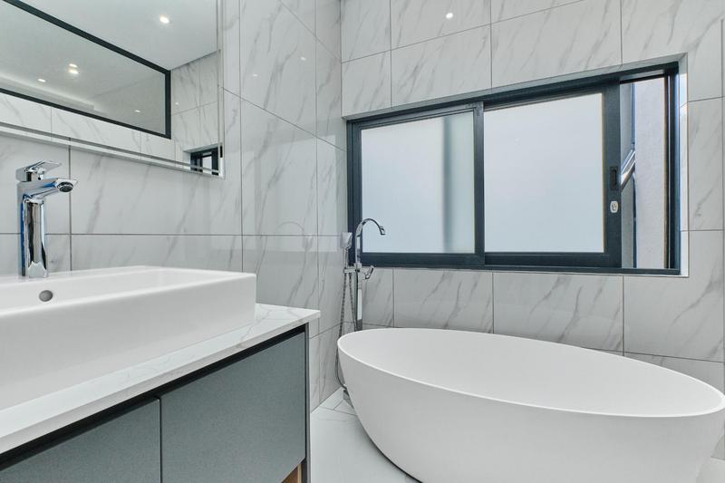 5 Bedroom Property for Sale in Morningside Gauteng