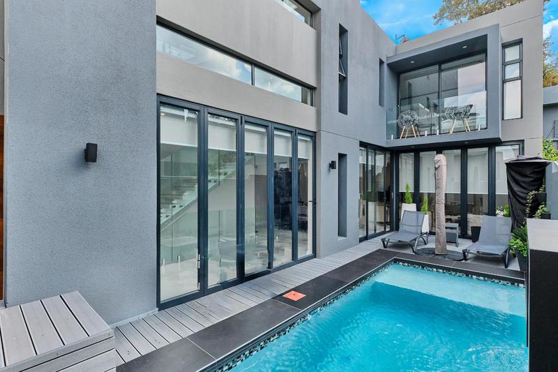 5 Bedroom Property for Sale in Morningside Gauteng