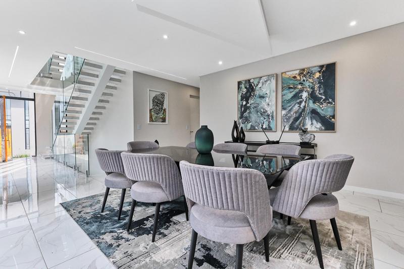 5 Bedroom Property for Sale in Morningside Gauteng