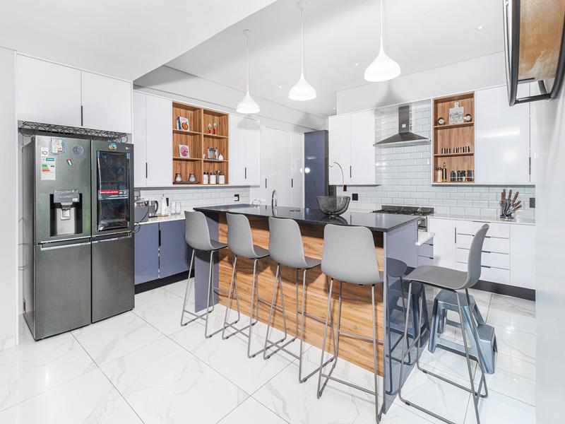 6 Bedroom Property for Sale in Clubview Gauteng