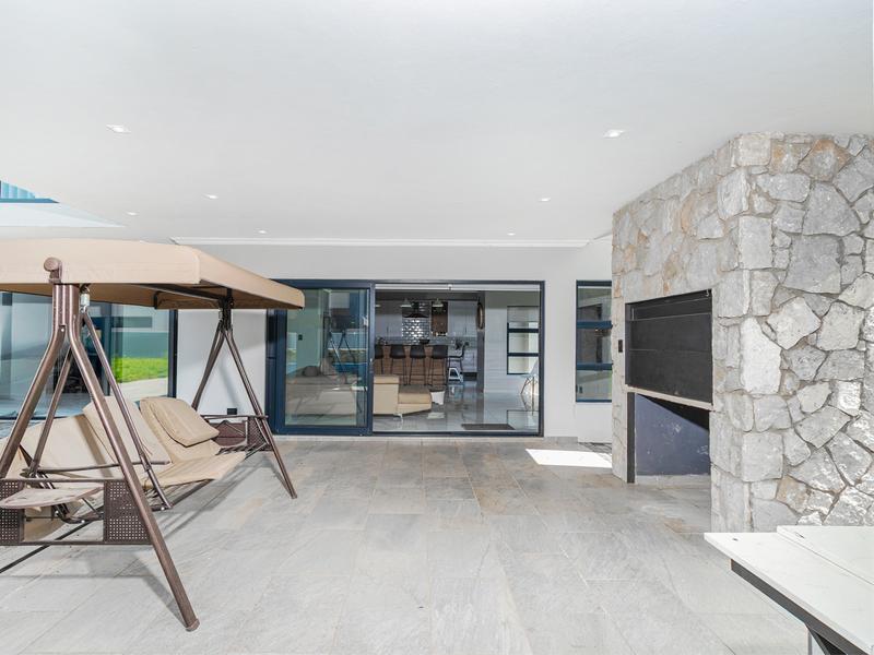 6 Bedroom Property for Sale in Clubview Gauteng