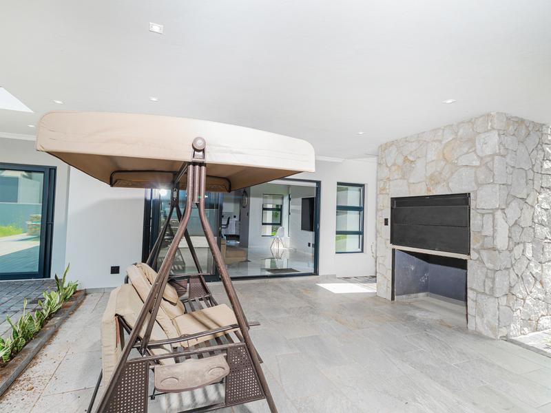 6 Bedroom Property for Sale in Clubview Gauteng