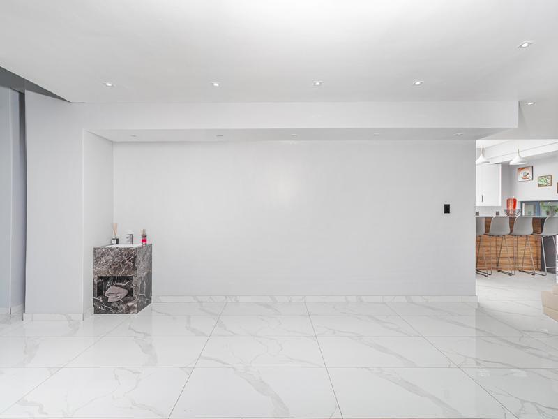 6 Bedroom Property for Sale in Clubview Gauteng