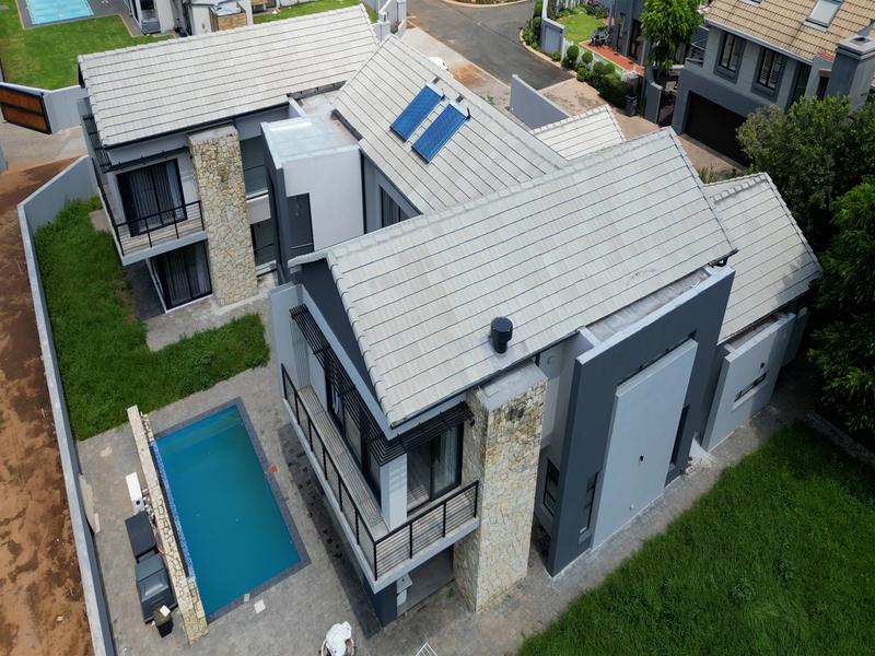 6 Bedroom Property for Sale in Clubview Gauteng