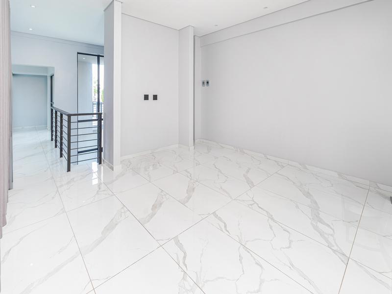 6 Bedroom Property for Sale in Clubview Gauteng