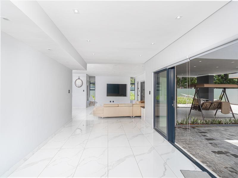 6 Bedroom Property for Sale in Clubview Gauteng