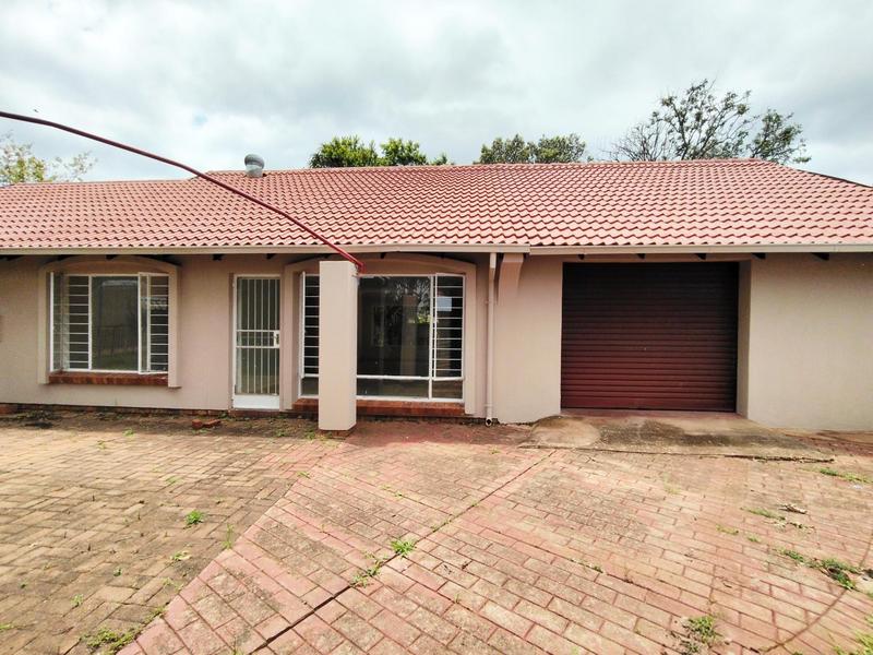 3 Bedroom Property for Sale in Roodepoort Gauteng