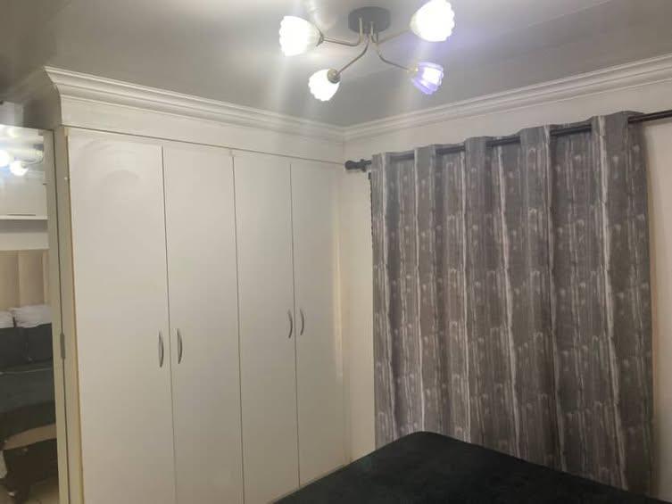 2 Bedroom Property for Sale in Witpoortjie Gauteng