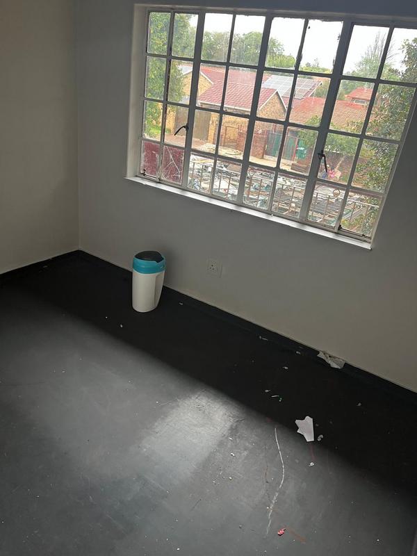 2 Bedroom Property for Sale in Windsor Gauteng