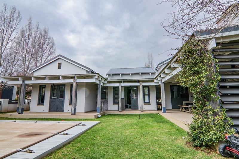 To Let 5 Bedroom Property for Rent in Copperleaf Estate Gauteng